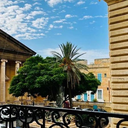 House Of Character In Valletta Exterior photo